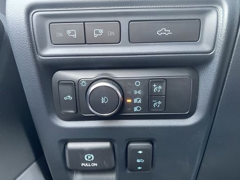 Certified 2022 Ford F150 Raptor w/ Equipment Group 801A High image 18