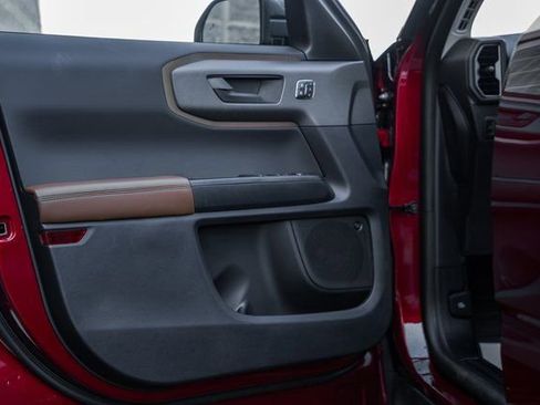 New 2025 Ford Bronco Sport Outer Banks w/ Sasquatch Outer Banks Package image 38