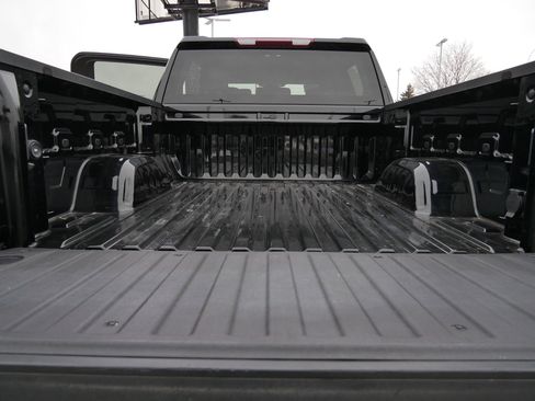 Used 2024 GMC Sierra 1500 Elevation image 11