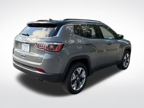 Used 2020 Jeep Compass Limited AWD/4WD image 10