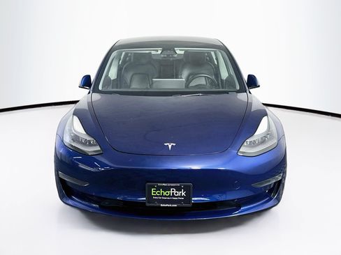 Used 2022 Tesla Model 3 RWD image 2