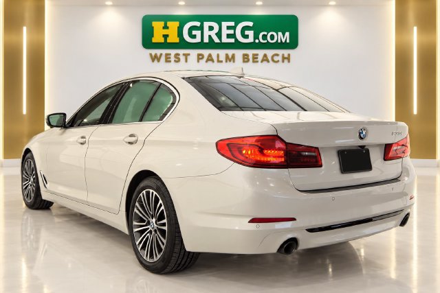 Used 2019 BMW 530i w/ Convenience Package RWD image 2