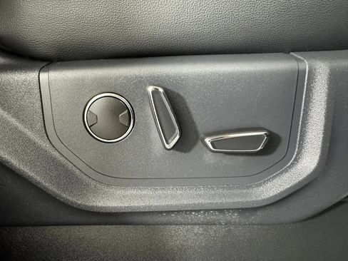 Used 2024 Ford Expedition Max Limited AWD/4WD image 39