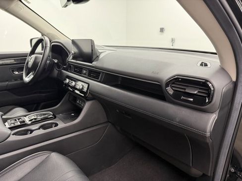 Certified 2025 Honda Pilot Elite image 29