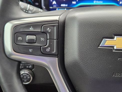 Used 2025 Chevrolet Silverado 2500 LT w/ Convenience Package image 21