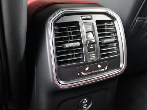 Used 2026 Porsche Macan GTS AWD/4WD image 30