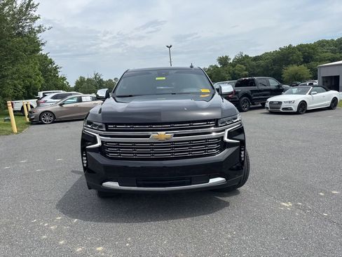 Used 2023 Chevrolet Tahoe Premier w/ Advanced Technology Package AWD/4WD image 2
