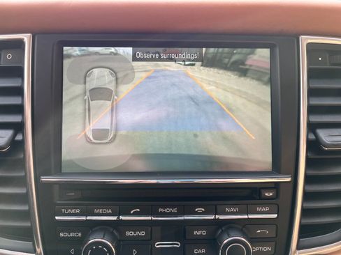 Used 2012 Porsche Panamera 4S image 14