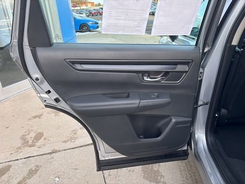 Used 2023 Honda CR-V LX image 10