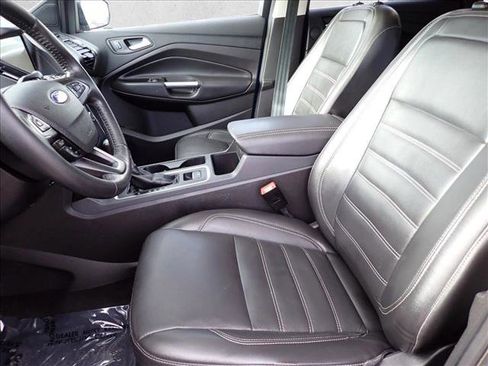 Used 2017 Ford Escape Titanium image 13