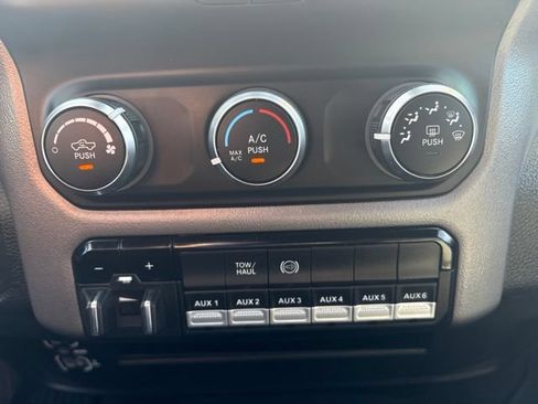 Used 2024 RAM 3500 SLT w/ Quick Order Package 2YG SLT AWD/4WD image 21