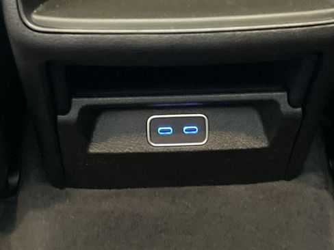 Certified 2025 Mercedes-Benz GLE 350 4MATIC image 40