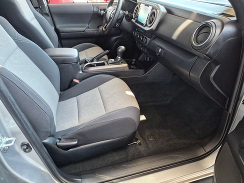 Certified 2023 Toyota Tacoma TRD Sport AWD/4WD image 30