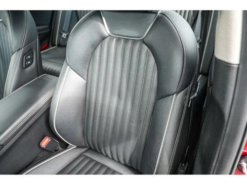 Used 2021 Genesis G70 2.0T w/ Elite Package RWD image 24