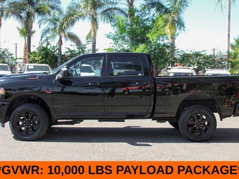 Used 2024 RAM 2500 Big Horn w/ Night Edition AWD/4WD image 5
