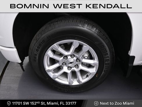 Used 2023 Chevrolet Silverado 1500 RST image 10