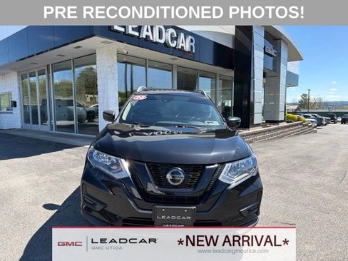 Used 2020 Nissan Rogue SV AWD/4WD image 8