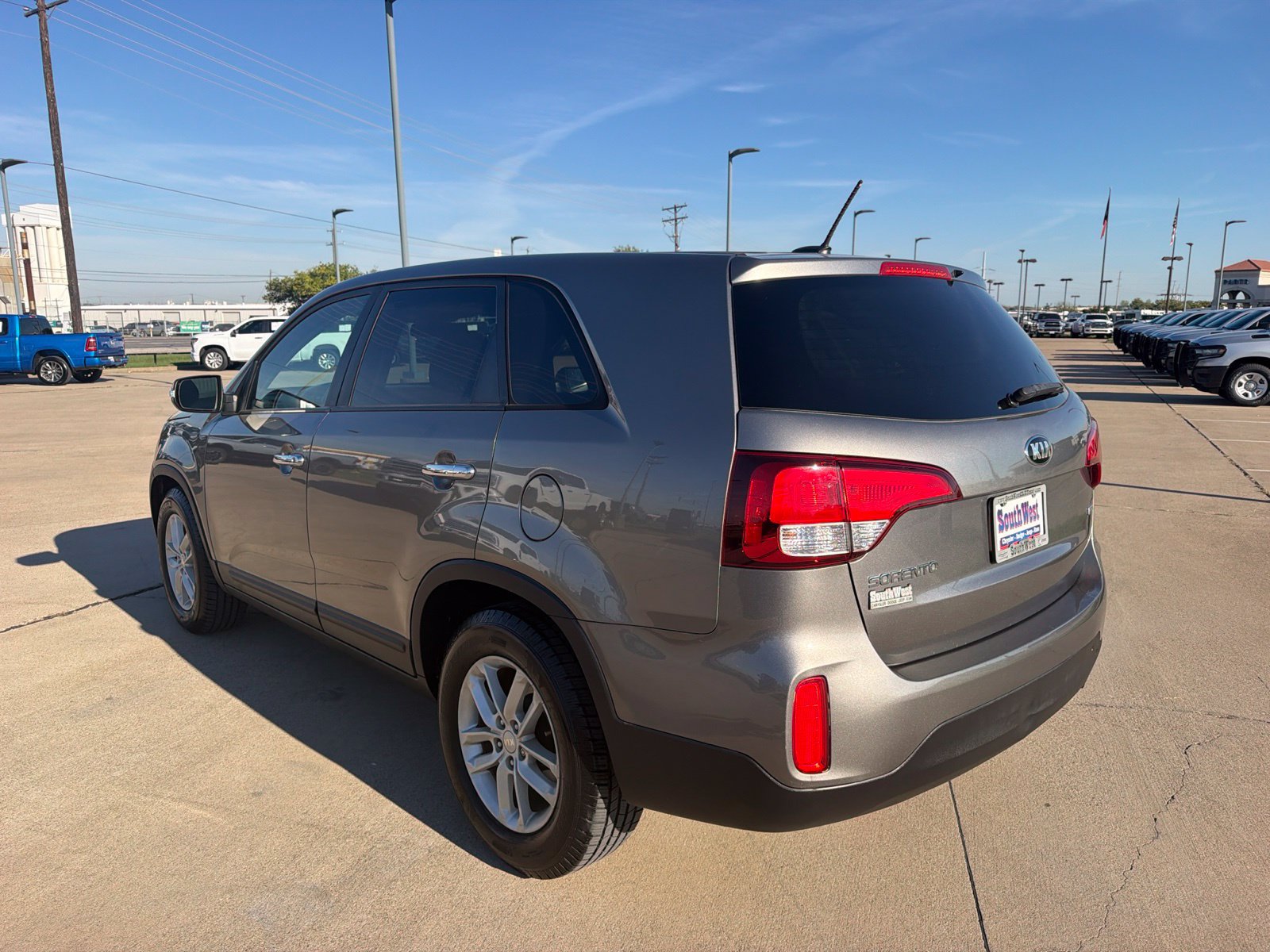 Used 2015 Kia Sorento LX FWD image 7
