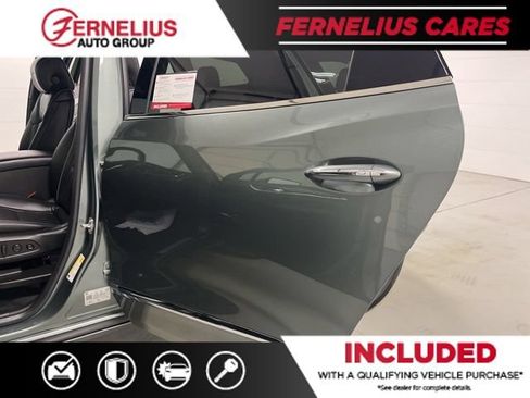 Used 2023 Buick Enclave Avenir w/ Avenir Technology Package AWD/4WD image 14