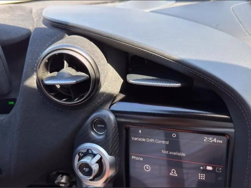 Used 2020 McLaren 720S Performance RWD image 23