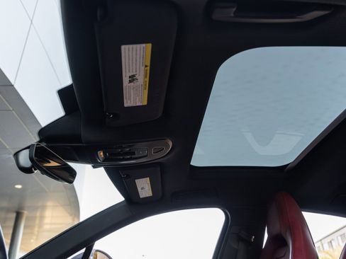 Used 2024 Porsche Panamera 4 image 25