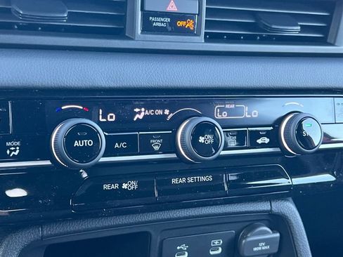 New 2026 Honda Pilot Sport image 19