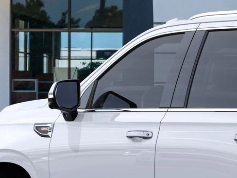 New 2026 GMC Yukon Elevation image 12