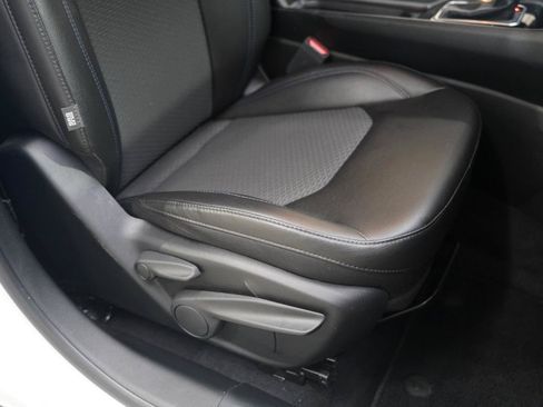 Used 2022 Jeep Compass Latitude FWD image 29