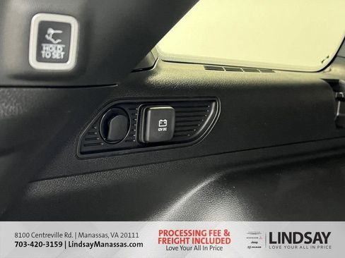New 2025 Jeep Grand Cherokee Altitude AWD/4WD image 11
