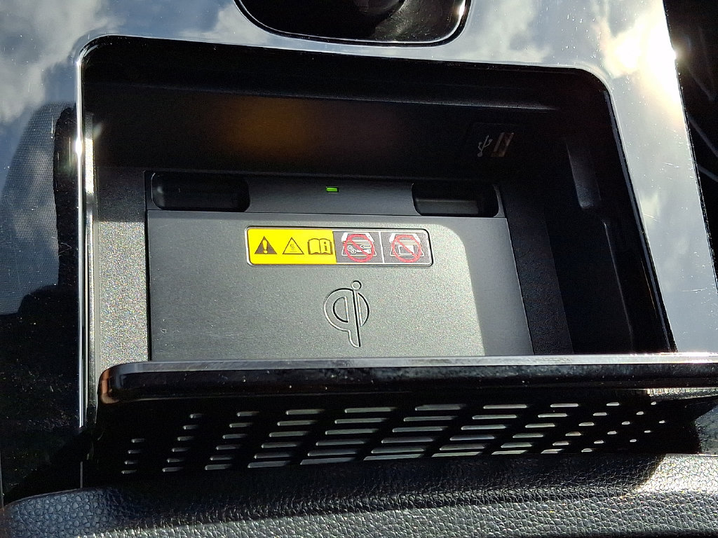 Certified 2024 Subaru Solterra AWD/4WD image 26