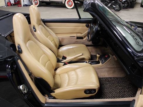 Used 1995 Porsche 911 Cabriolet image 36