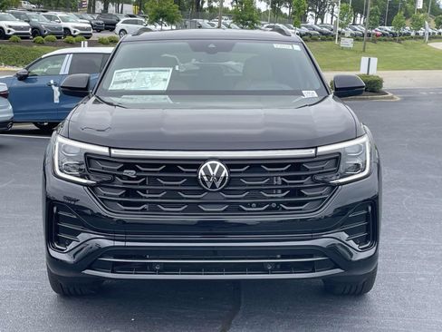New 2026 Volkswagen Atlas Cross Sport SEL R-Line AWD/4WD image 2
