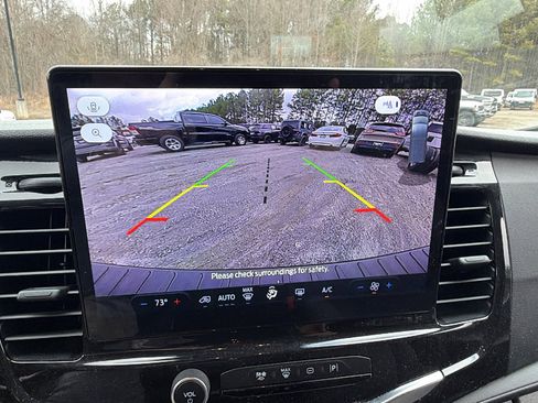 Used 2024 Ford Transit 350 XLT image 31