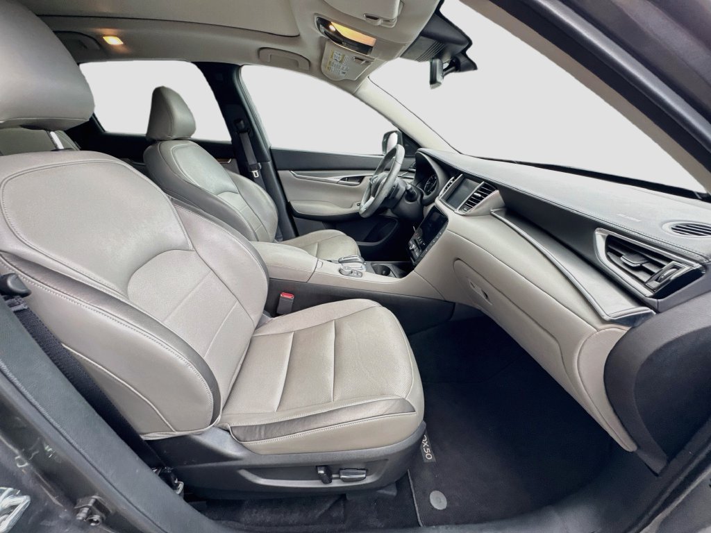 Certified 2023 INFINITI QX50 Luxe AWD/4WD image 30