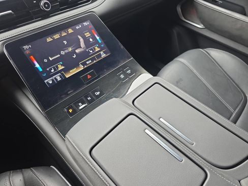 Certified 2025 INFINITI QX80 Sensory AWD/4WD image 25