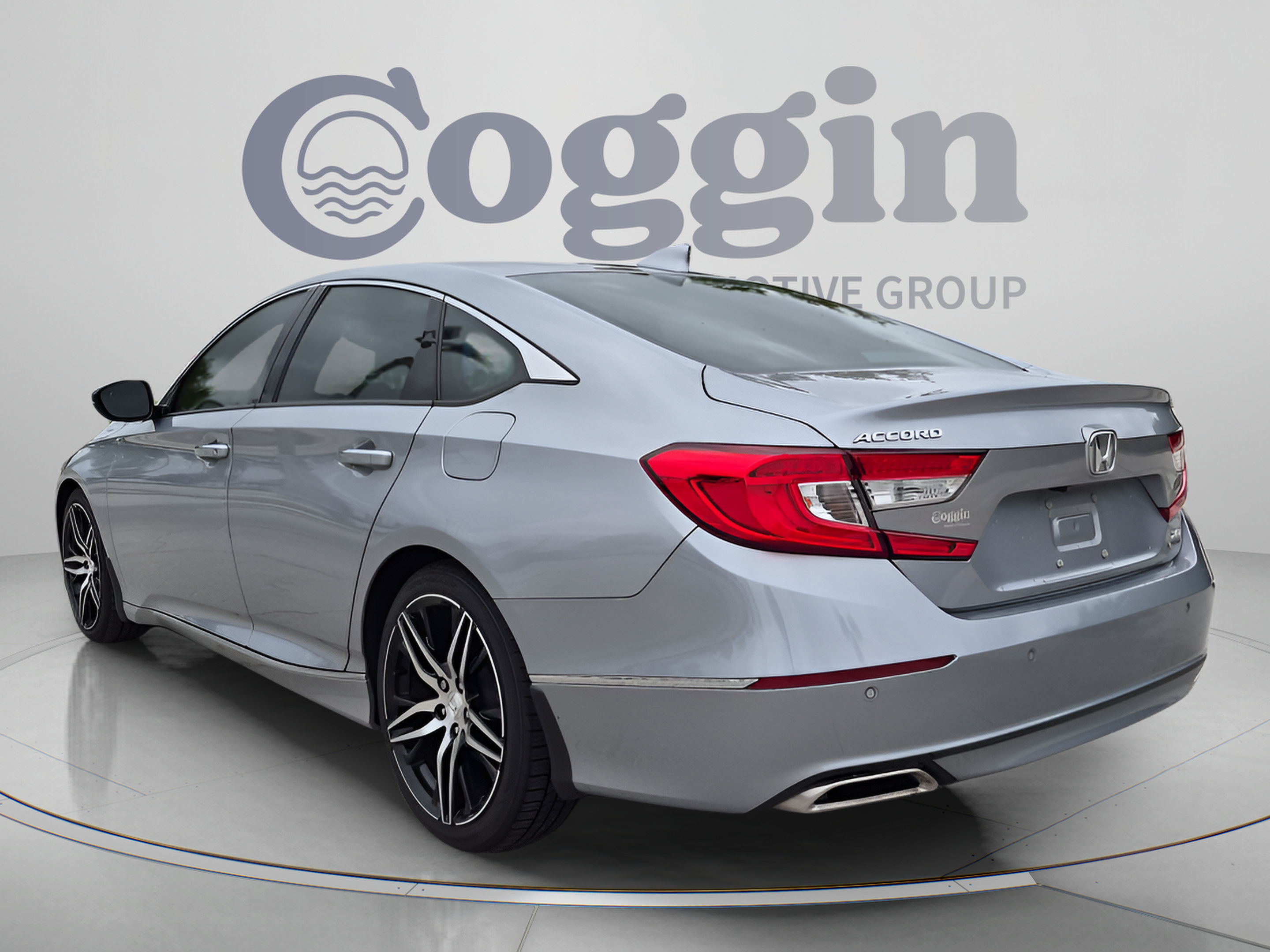 Used 2021 Honda Accord Touring image 4