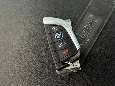 Used 2024 BMW X3 sDrive30i w/ Premium Package RWD image 45