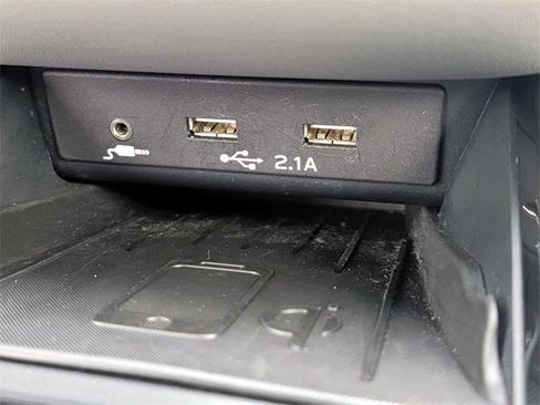 Used 2022 Subaru Outback Premium image 25