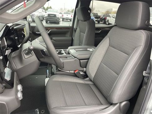 New 2026 GMC Sierra 1500 Elevation image 11