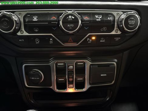 Used 2021 Jeep Gladiator Overland w/ Popular Equipment Package image 31