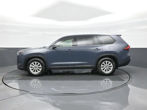Certified 2024 Toyota Grand Highlander AWD image 4