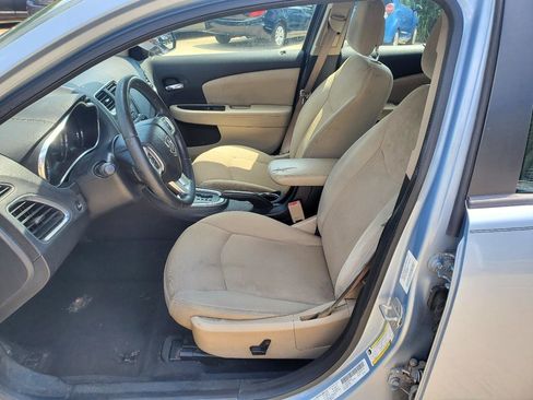 Used 2013 Dodge Avenger SXT w/ Rallye Appearance Group FWD image 14