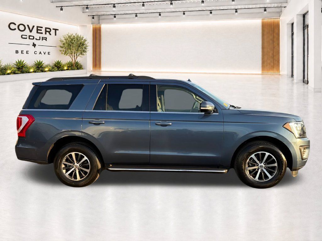 Used 2018 Ford Expedition XLT w/ Equipment Group 202A RWD image 15
