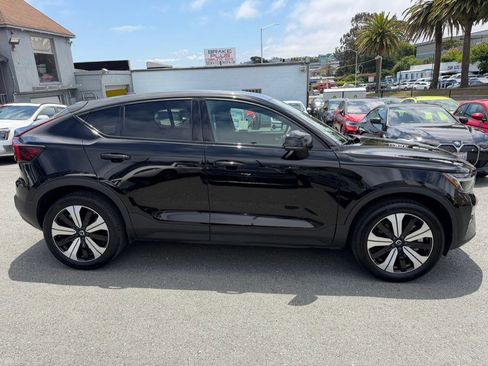 Used 2023 Volvo C40 Recharge Core AWD/4WD image 5