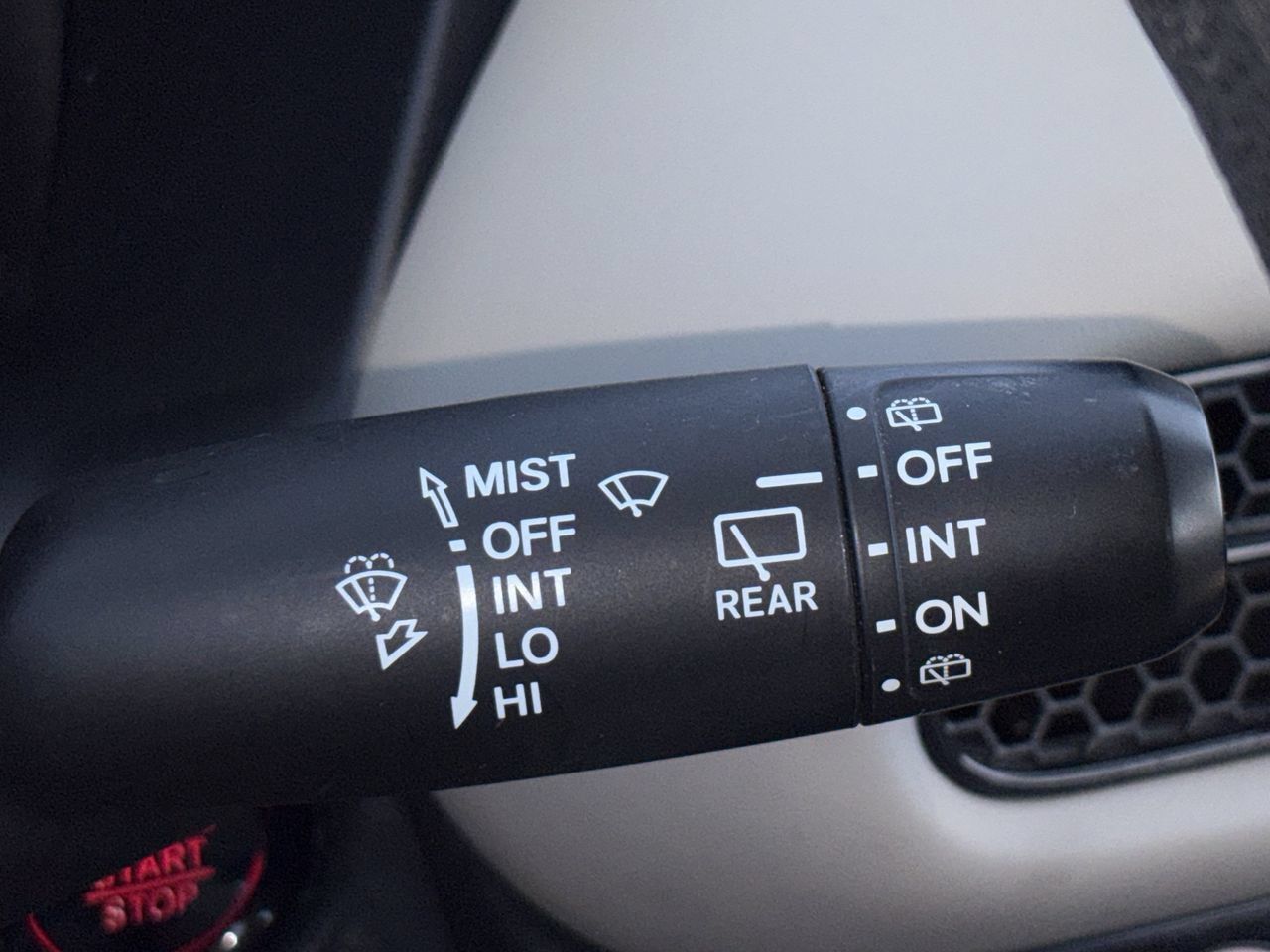 Used 2023 Honda HR-V LX image 13