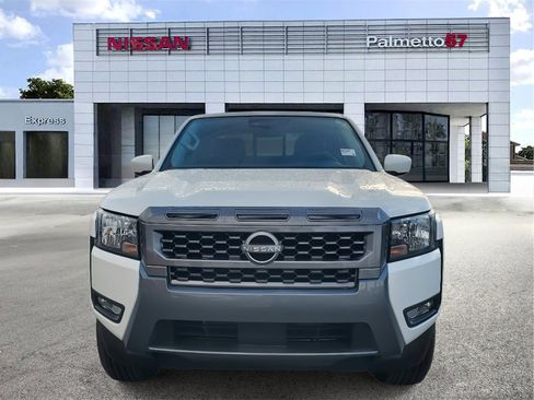 New 2025 Nissan Frontier SV w/ SV Convenience Package image 2