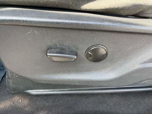 Used 2023 Ford F150 XLT w/ Trailer Tow Package image 25