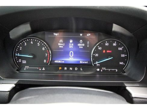 Used 2022 Ford Explorer XLT w/ Equipment Group 202A image 17