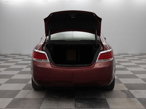 Used 2010 Buick LaCrosse CXL image 9