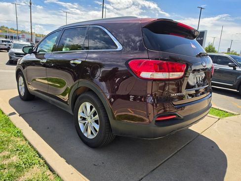Used 2016 Kia Sorento LX AWD/4WD image 7